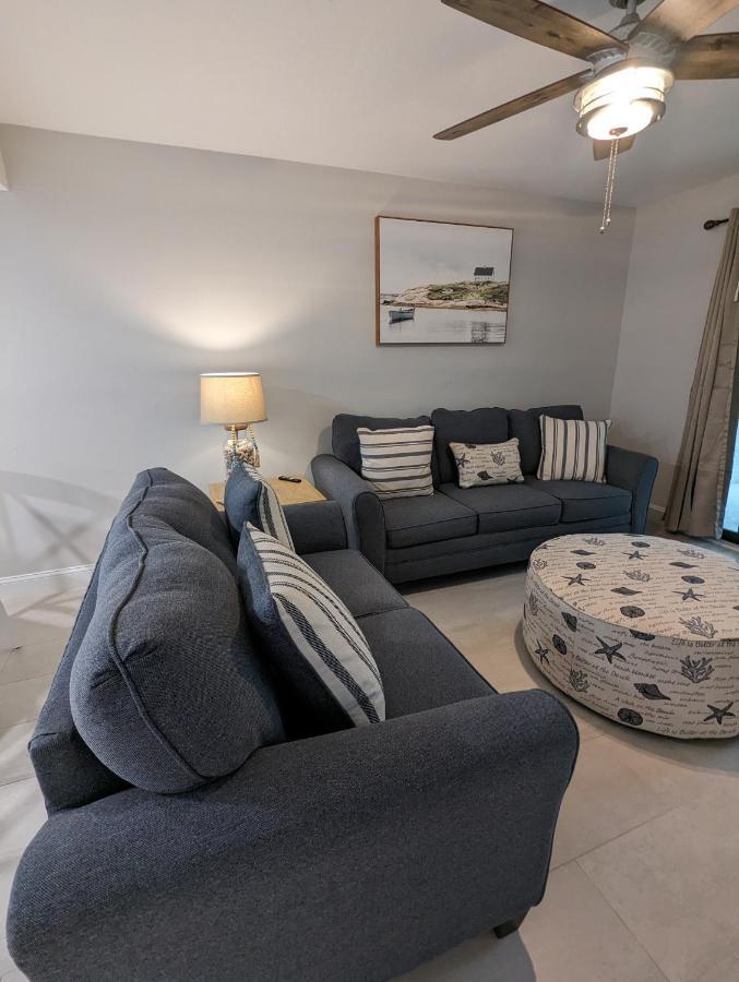 New Condo! Just 15 Min To Ft Myers And Sanibel Beach! Great Location!! Fort Myers Luaran gambar