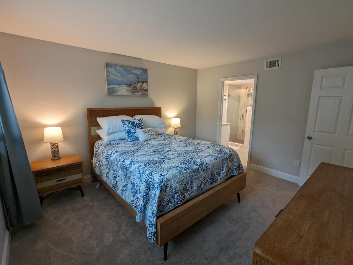 New Condo! Just 15 Min To Ft Myers And Sanibel Beach! Great Location!! Fort Myers Luaran gambar